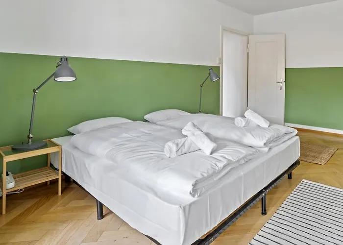 For Explorers 224 * Zürich